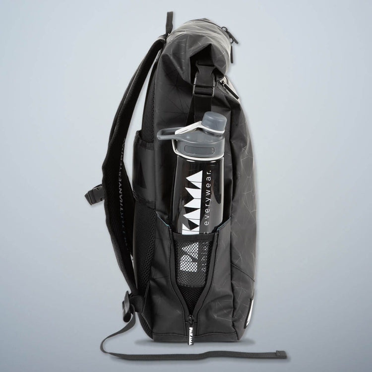 PAKAMA-fitnessrucksack-schwarz-seite-flasche