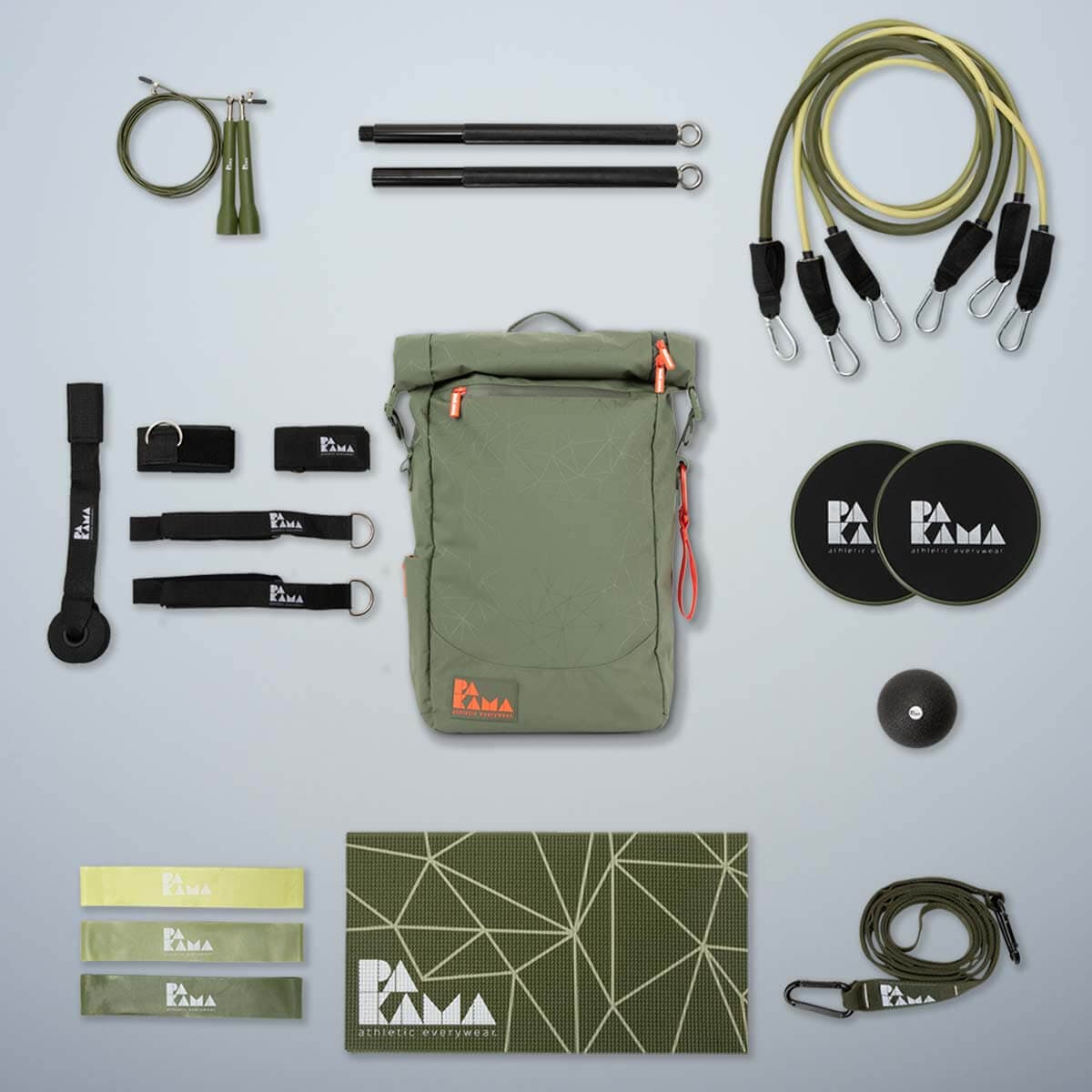 PAKAMA- fitnessrucksack-gruen-front-equipment