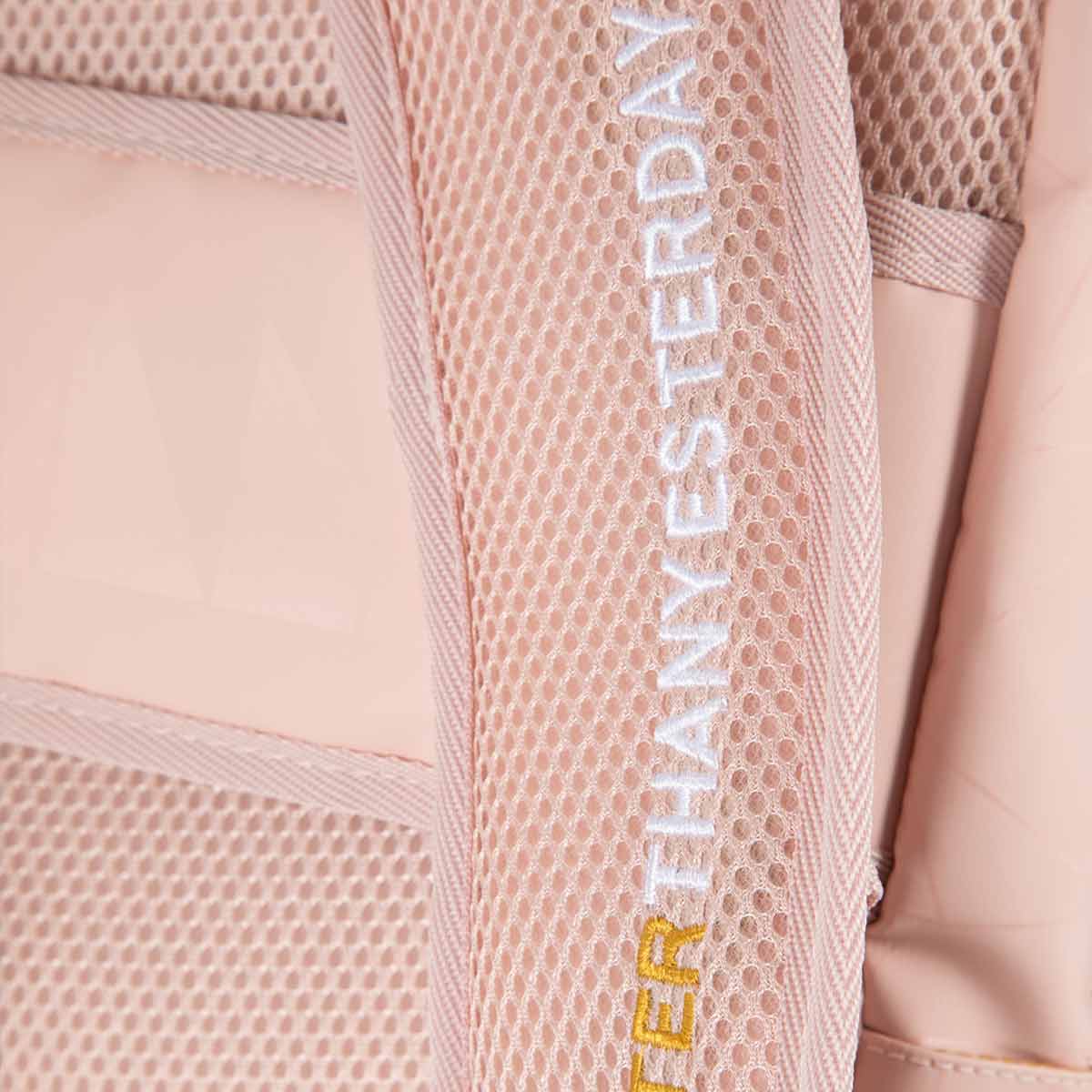 PAKAMA-fitnessrucksack-pink-schultergurt-motivation
